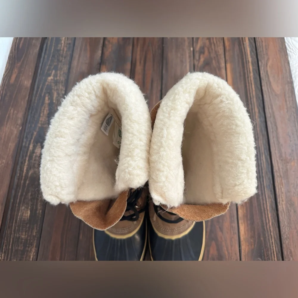 Sorel Caribou Tan and Black Winter Boots Like New Men’s 9 - Picture 4 of 9